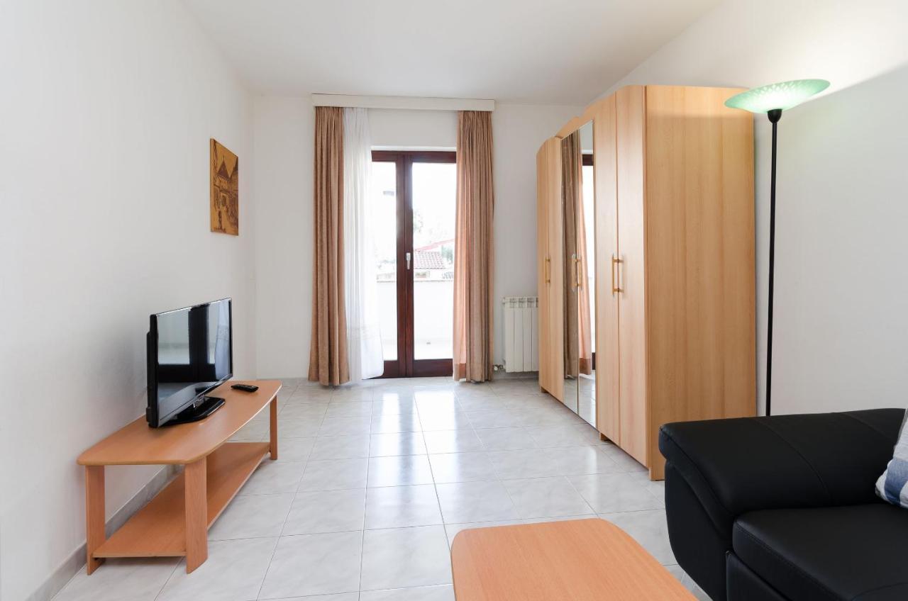 Apartments Gloria Vrsar Dış mekan fotoğraf